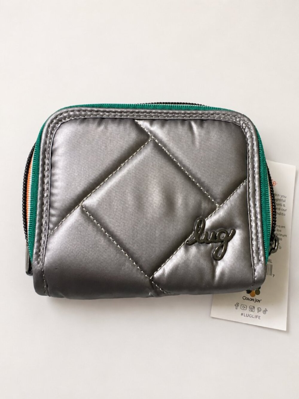 Lug Splits SE Metallic Pearl with Contrasting Zipper Tape  NWT